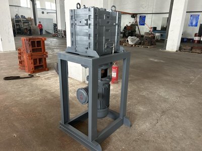 丹瑞機(jī)械設(shè)備研發(fā) 創(chuàng)新驅(qū)動(dòng)，智造未來